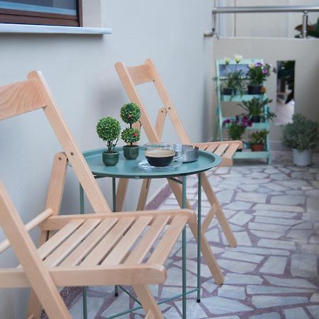 Comfy & Modern Apartment In The Heart Of Heraklion Екстер'єр фото