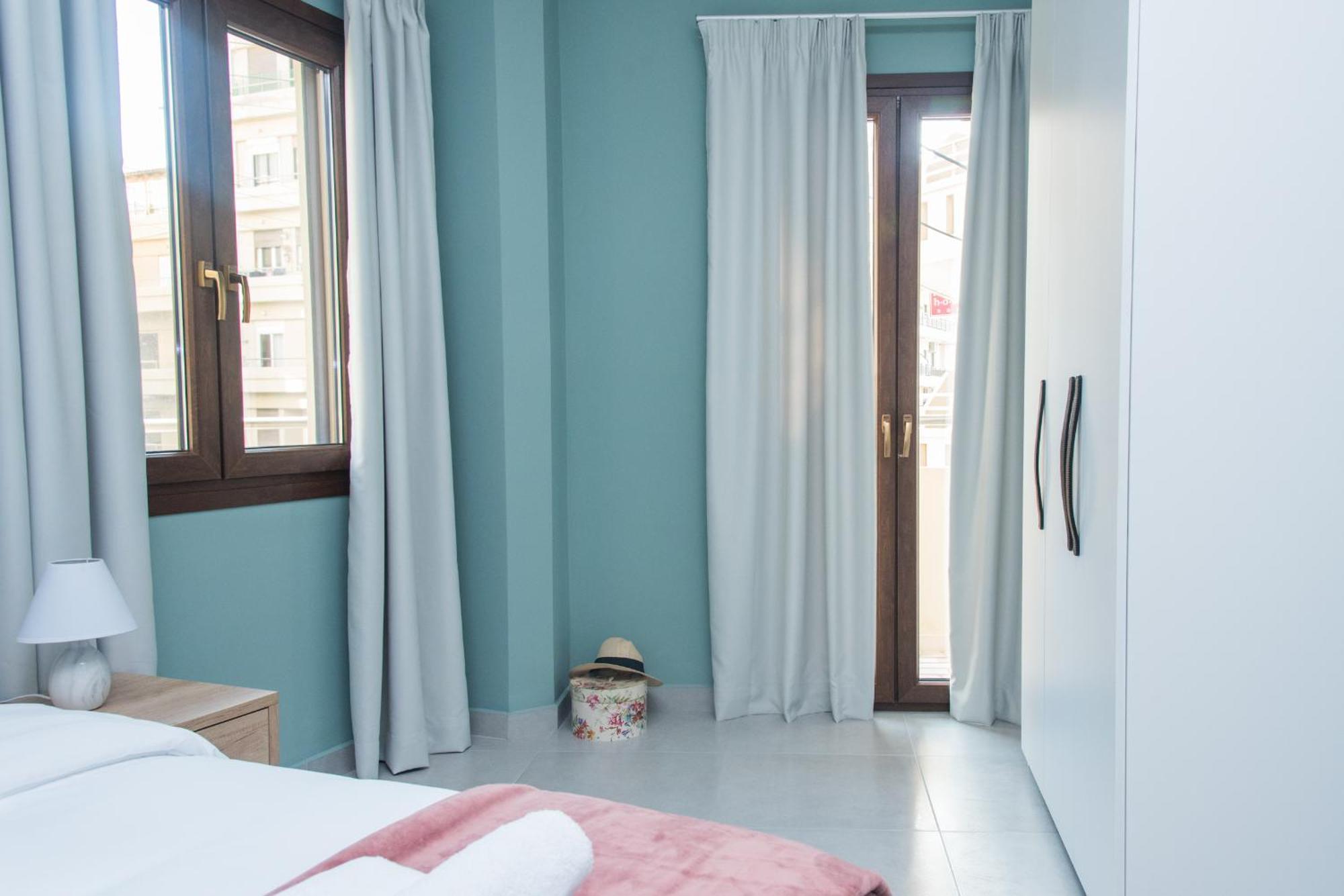 Comfy & Modern Apartment In The Heart Of Heraklion Екстер'єр фото