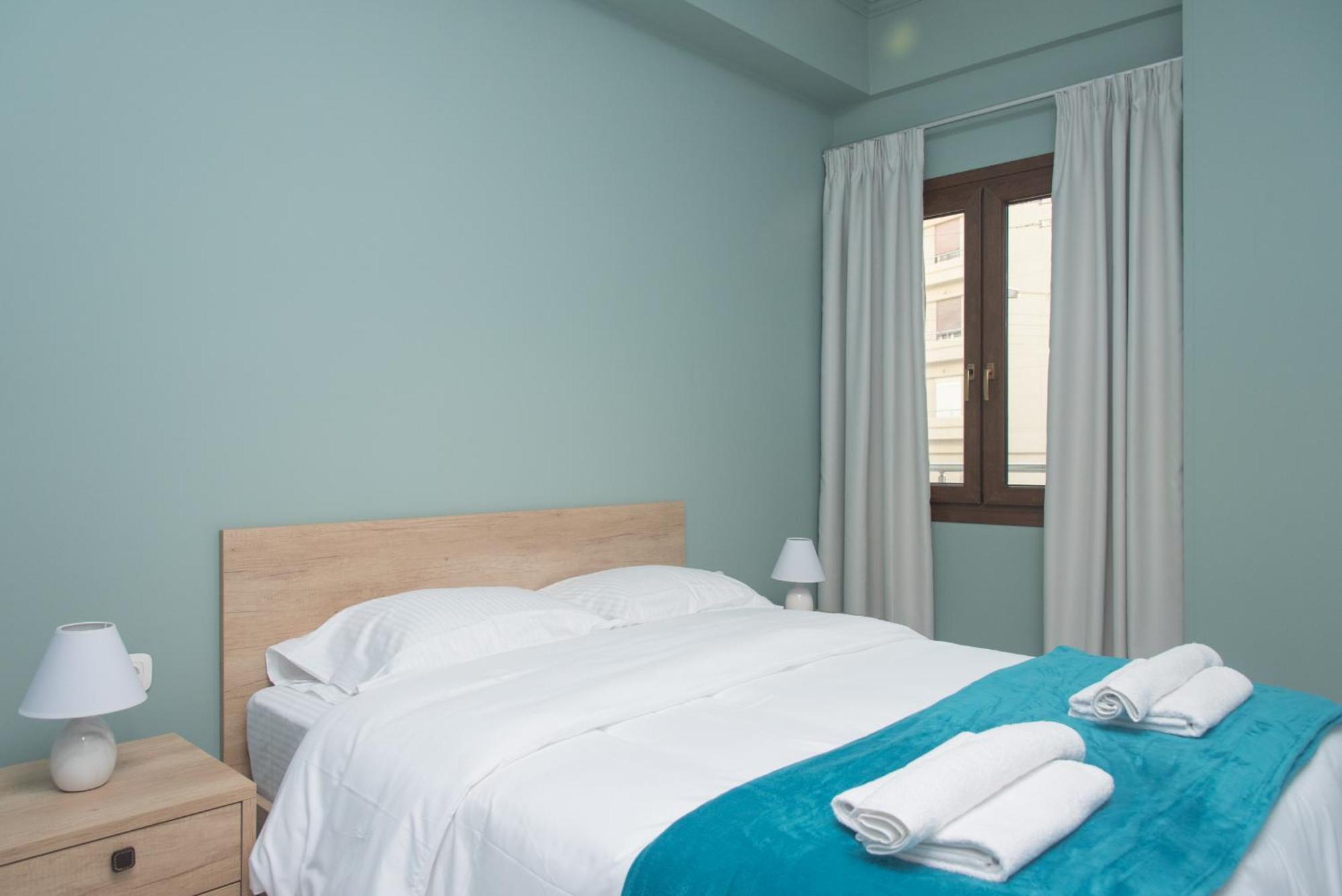 Comfy & Modern Apartment In The Heart Of Heraklion Екстер'єр фото