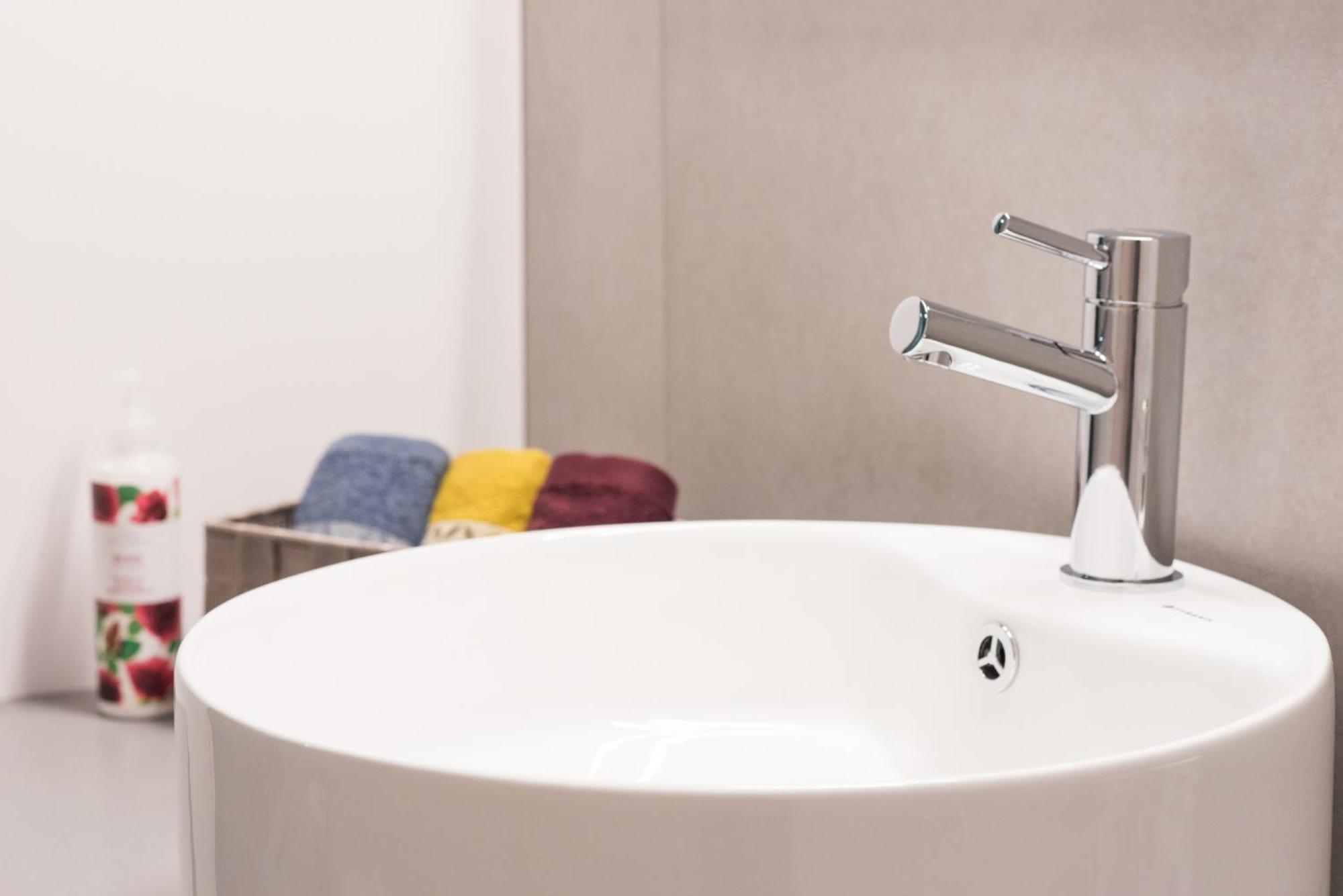 Comfy & Modern Apartment In The Heart Of Heraklion Екстер'єр фото