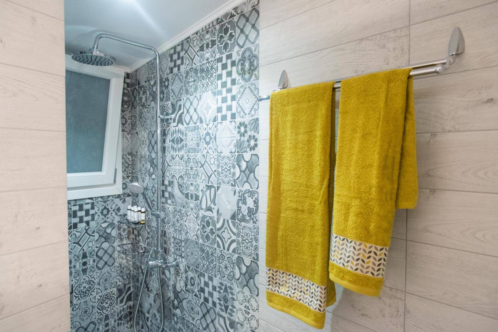 Comfy & Modern Apartment In The Heart Of Heraklion Екстер'єр фото